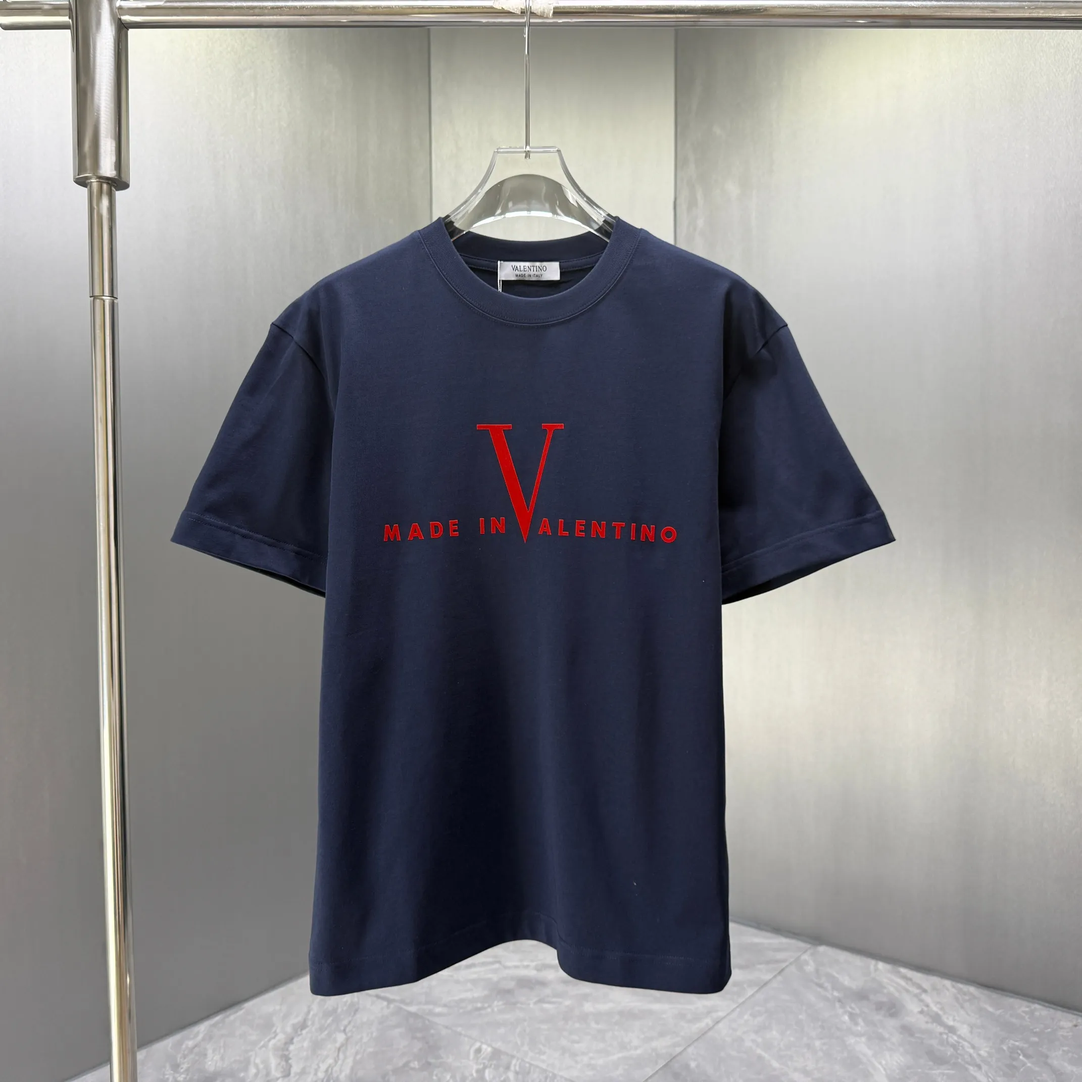 VLENTIN* * 2026 New Arrival T logo ：Black White Dark Blue Sizes：S M L XL XXL
